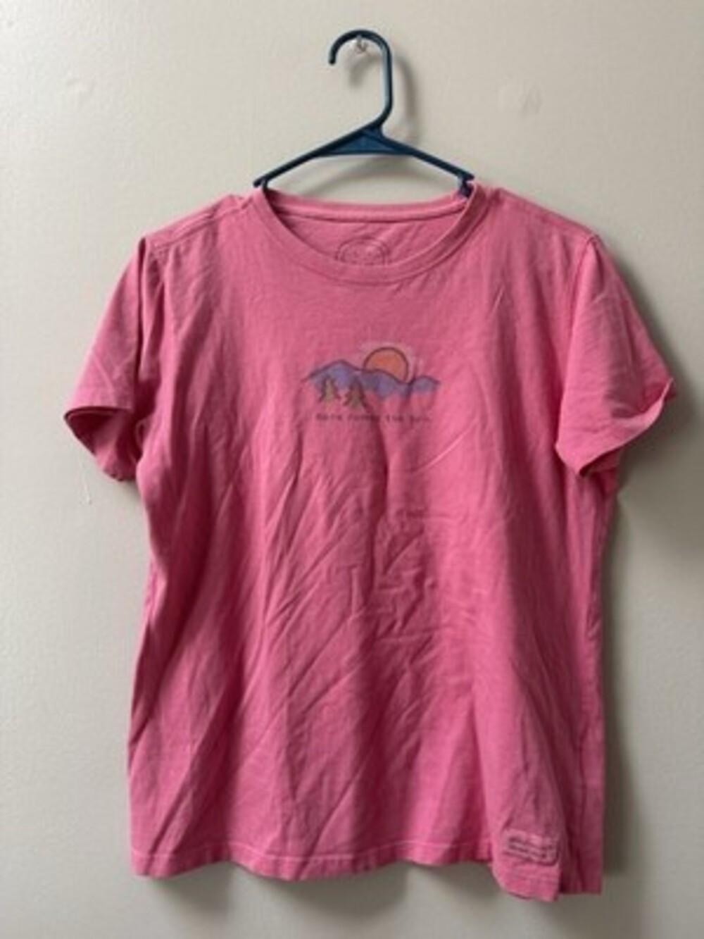 Life is Good Crusher T-Shirt Top Women Small Pink Here Comes The Sun Cotton - Picture 2 of 7